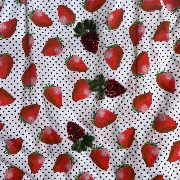 SELINI ACTION RED COTTON STRAWBERRY DRESS - Picture 4 of 7